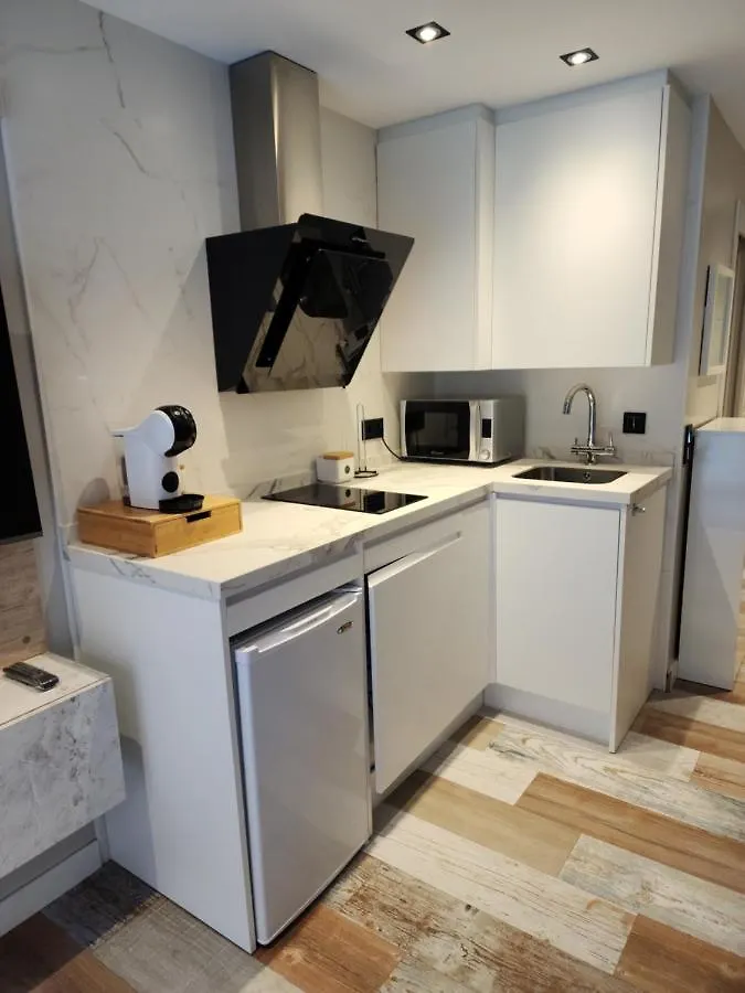 Apartment Premium Studio Minerva 103 Con Piscina Y Parque Acuatico Benalmadena Spain